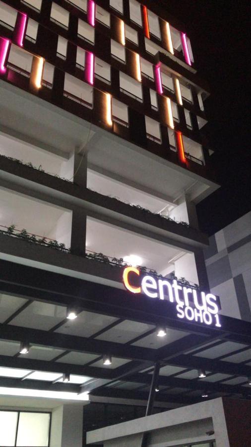 Kyra Homestay Centrus Soho Cyberjaya *Wifi And Pool* Exterior foto